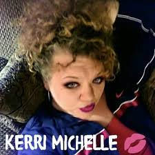Kerri Bruce's Instagram, Twitter & Facebook