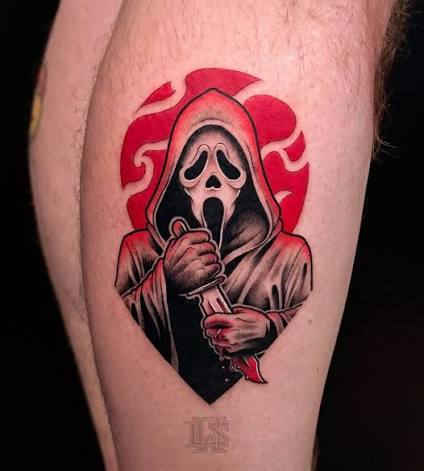 Whats your favorite scary movie? 🎃 J'ai gardée lui pour poster en octobre  pour vous #tattoo #tattoos #tatouage #ink #inked #halloween  #halloweentattoo #scream #screamtattoo #ghostface #ghostfacetattoo #quebec  #tattooquebec #ulaval #neotradtattoo