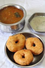 Medu Vada How To Make Medu Vada Medu Vada Step By Step Recipe Indian Food Recipes Medu Vada Recipe Indian Food Recipes Vegetarian