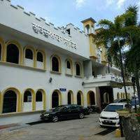 A large number of devotees visit the gurudwara to seek the blessings of waheguru. Gurdwara Sahib 148 Visitors