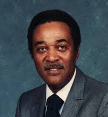 Curtis Earl's Instagram, Twitter & Facebook