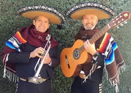 El dia de ayer el titerito estuvo de cumpleanos y lo quiso celebrar con su familia y amigos mas cercanos. Mariachis Y Tequila A Domicilio En Madrid Y Alredodores