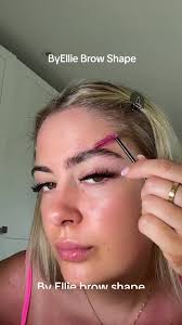 Best Brow Gel Review: Long-lasting with No White Cast