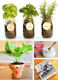 Making your mother's day gifts varies from a variety of age groups. 50 Creative Mother S Day Gift Ideas Sweet Gifts Mom Will Love