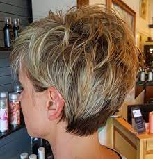 The subtle layers will create the illusion of thickness. If You Want To Experiment With One Of Today S Most Popular Short Shag Haircuts For Wome Short Shag Hairstyles Layered Haircuts For Women Short Layered Haircuts