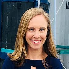 Molly Morse's Instagram, Twitter & Facebook