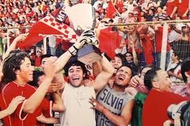 The club was formed in 1916 under the name of liceo fútbol club. Mov Aut Nublense On Twitter Rojo Retro 2004 28 De Diciembre Linares Nublense Llegaba Al Partido De Definicion Por El Ascenso Al Futbol Profesional Con Curico Unido Tras Una Remontada Epica