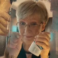 I'm looking for someone who teaches children's guitar lessons!