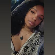 Bianca Carter's Instagram, Twitter & Facebook