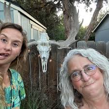 I got this GIANT elk skull and a BIG moose skull August 2022 at a show in  North Idaho. FINALLY, today was the day to get the elk up in front of