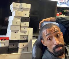 Can't tell me I ain't loyal 😂🤯🤷🏾‍♂️