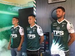 Compra tu mascarilla aquí 👇 linktr.ee/wanderers. Camisetas Macron De Santiago Wanderers 2019 Todo Sobre Camisetas