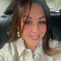 30+ "Sarah Pirie" profiles