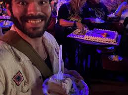 Last Saturday (5/10) in Corpus Christi was a TOP comedy moment! 🙌🏼😁  “Mayhem Comedy Night” at Rich's Billiards was INSANE.🤯🔥 Packed room,  awesome audience, fun hang, and the comedians killed it! 👏🏼