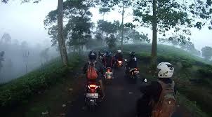 Hasil gambar untuk tips touring
