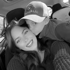 Lauren Eckley (@l.eckley) • Instagram photos and videos