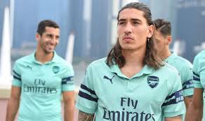 Mens haircut 2020 pompadour tutorial is inspired by arsenal footballers hairstyle hector bellerin (who by far rocks the best pompadour haircut ). Arsenal Launch New Third Kit In Classy Video But Fans Say The Same Thing About Bellerin Football Sport Express Co Uk