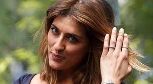 Résultat de recherche d'images pour "elisa isoardi"