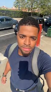 Are there barbers in Dubai who can cut hair like in the U.S.?