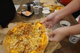 If that's the case, no sense in getting it as a topping when. It S Proven Malaysians Truly Love Domino S Cheese Tarik Crust