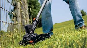 Doing this helps keep the lawn well manicured and helps in compact collection in the grass box. Best Grass Strimmer 2021 Reviews Uk Gardenseeker Com