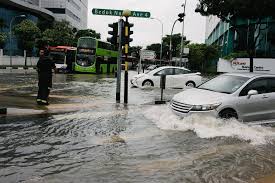 Singaporeans across the island saw heavy rain descending on thursday (30 apr) afternoon. Parliament Only 2 Of 9 Flash Flood Locations On Jan 8 Had History Of Flooding Not Feasible To Build Drains For All Extreme Rainfall Events Politics News Top Stories The Straits Times