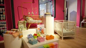 Inspiratiecentrum zɑltˈbɔməl (listen)) (known also, historically and colloquially, as bommel) is a municipality and a city in the netherlands. inspiratiecentrum