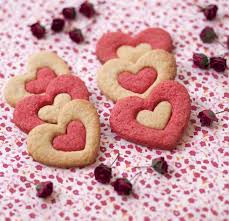 Recette Biscuits Sables Coeur 2 Couleurs Pour La Saint Valentin Recipe Diy Christmas Cookies Valentines Food Valentine Cookies