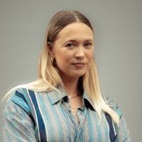 Sarah Weibel's Instagram, Twitter & Facebook