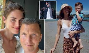 Hilary Rhoda Sean Avery divorce: Model asking for physical custody of  two-year-old son
