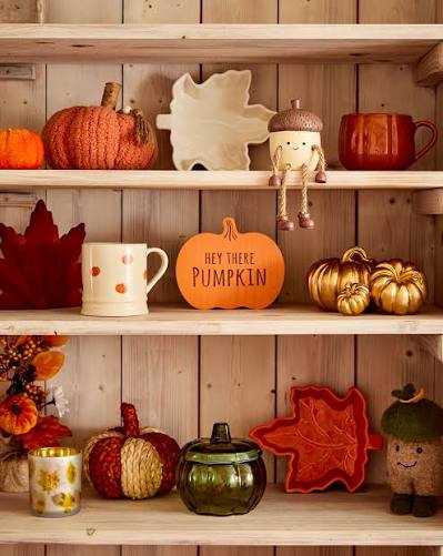 Small Space Fall Decorating