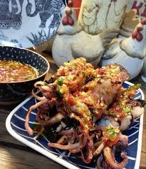 Selepas melihat sambal sotong yang ditayang sahabat saya chahaya shiela, di facebook, saya menjadi sangat teringin untuk menikmati sambal sotong yang dimasak seekor seekor. Sotong Bakar Yang Penuh Rasa Masam Manis Dan Masin Resipi Yang Ringkas Tapi Memberi Rasa Enak Pada Sotong Asian Recipes Seafood Recipes Asian Dishes