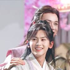 Trương triết hạn bị tố đu bám vương nhất bác, sống giả tạo. Ngoi Nha Nhá» Cá»§a SÆ¡n Ha Lá»‡nh Cung Tuáº¥n X TrÆ°Æ¡ng Triáº¿t Háº¡n Home Facebook