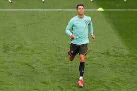 Watch highlights as cristiano ronaldo becomes the top scorer in men's european championship history as portugal beat hungary in front of more than 60,000 fans in budapest. Oa2yxwdhmbcjpm