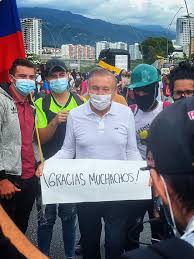 Nos dicen que colombia crece al 3.3 %. Ing Rodolfo Hernandez Suarez Facebook