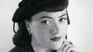 Des années 50 pin up. Antoinette Une Beaute Retro En Fleur