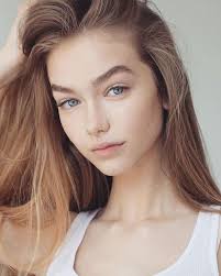 Don't fall for me || ✓