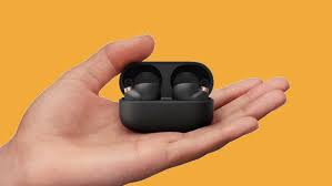 They are among the bulkiest buds you can buy that aren't specifically designed for aggressive workouts. Sony Wf 1000xm4 Vs Wf 1000xm3 What S New Technewsboy Com