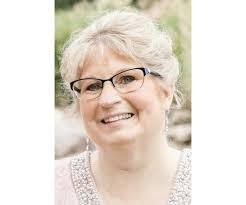 Lorrie Kennedy's Instagram, Twitter & Facebook