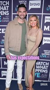 Carl’s giving us no choice but to be Team Lindsay