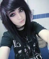 Pin By Jimena On Ay Put My Swag On Emo Scene Hair Emo Girl Hairstyles Black Emo Hair