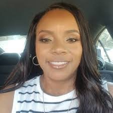 Amy Caston's Instagram, Twitter & Facebook