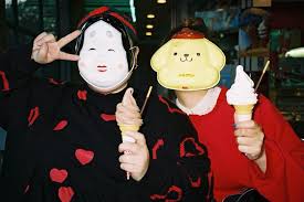 Standing 5.50 inches tall, naomi watanabe wears an ice cream cone as on her dress, has hair colored to match her dress to complete the ice cream look. Naomi Watanabe Photos Facebook