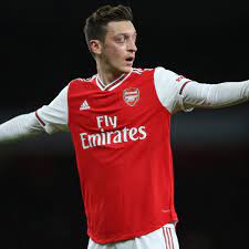 Arsenal taraftarları mesut özil'i takımda görmek istiyor. Arsenal Distance Themselves From Mesut Ozil Comments On Uighurs Plight Mesut Ozil The Guardian