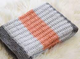The task of converting knitting patterns to loom can seem scary but it doesn't have to be. Mae Ribbed Blanket Easy Knitting Pattern Mama In A Stitch