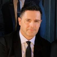 70+ perfiles de «Munari»