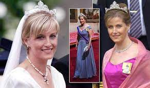 Hopefully, now she has managed to become herself. Sophie Countess Of Wessex Wedding Tiara 1million Diadem Was A Gift From The Queen Express Co Uk