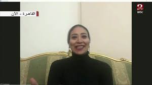 استطاعت ميرال ماهيليان، عارضة الأزياء، أن تخطف الأنظار إليها، بجمالها وزيها الفرعوني، خلال موكب نقل المومياوات الملكية من المتحف المصري بالتحرير إلى متحف الحضارة المصرية. R1ge 4q5fvtqzm