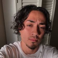 Mireya Galvez (@xmireyaaa)