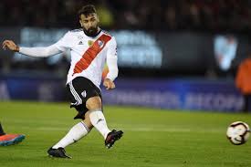 El fútbol holandés está conmocionado por la espeluznante lesión que sufrió lucas pratto en el partido entre el campeón, el ajax, frente al feyenoord. Pratto Sufrio Una Lesion Y Encendio Las Alarmas En River Diario La Capital De Mar Del Plata